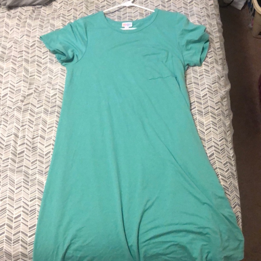 Medium Lularoe Carly Dress